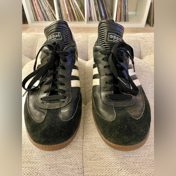 Men’s Vintage Size 11.5 Adidas Black and White Sambas Sneakers - Picture 1 of 7